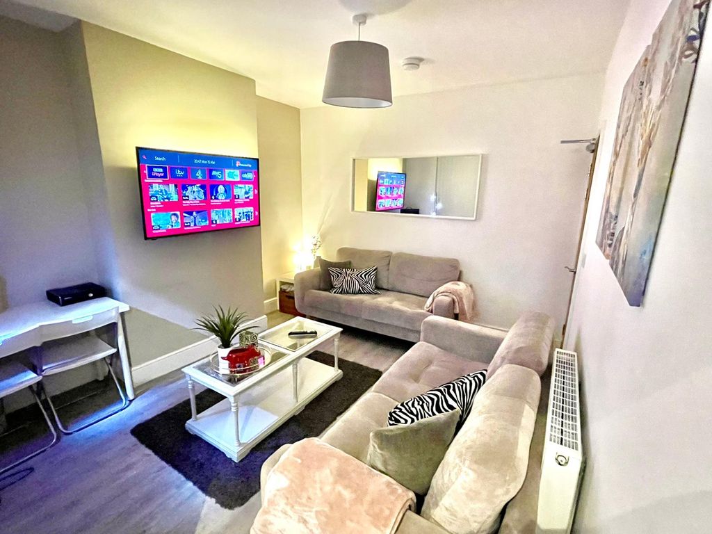 5 bed shared accommodation to rentKearsley Road, Sheffield S2
