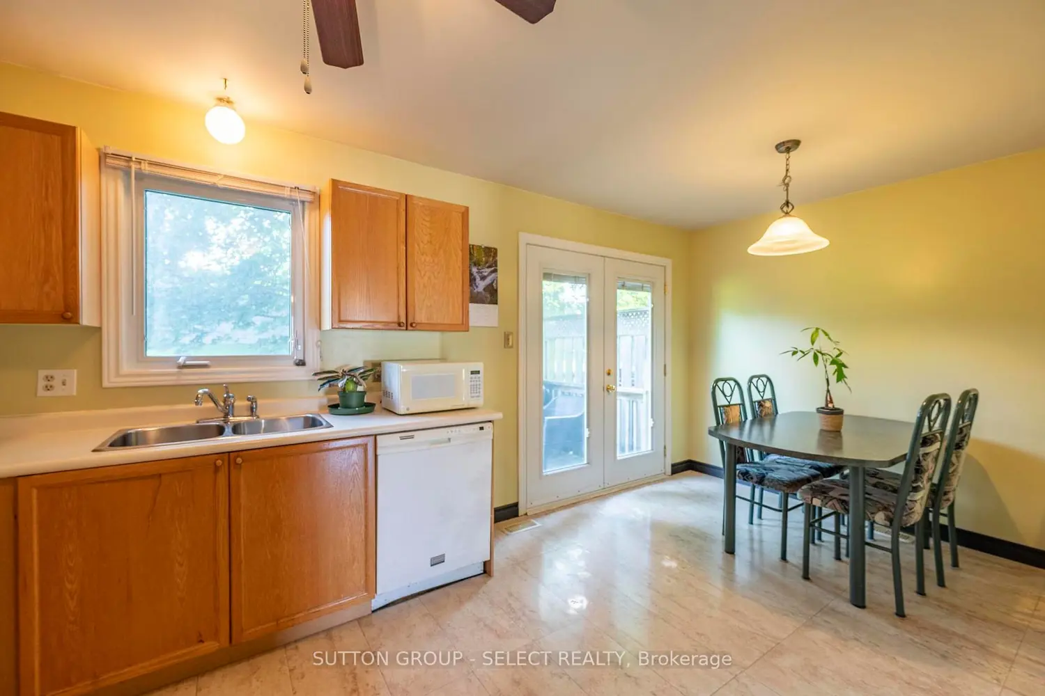 Additional image 8 of 151 Martinet Avenue 11