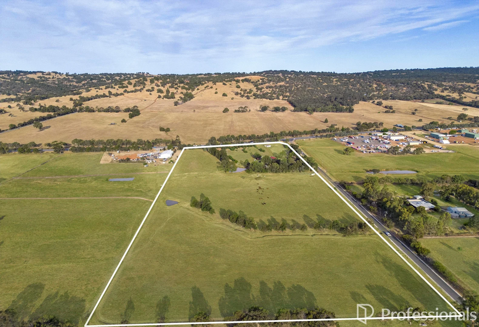 Additional image 16 of 2 Warren Road, Bullsbrook WA 6084