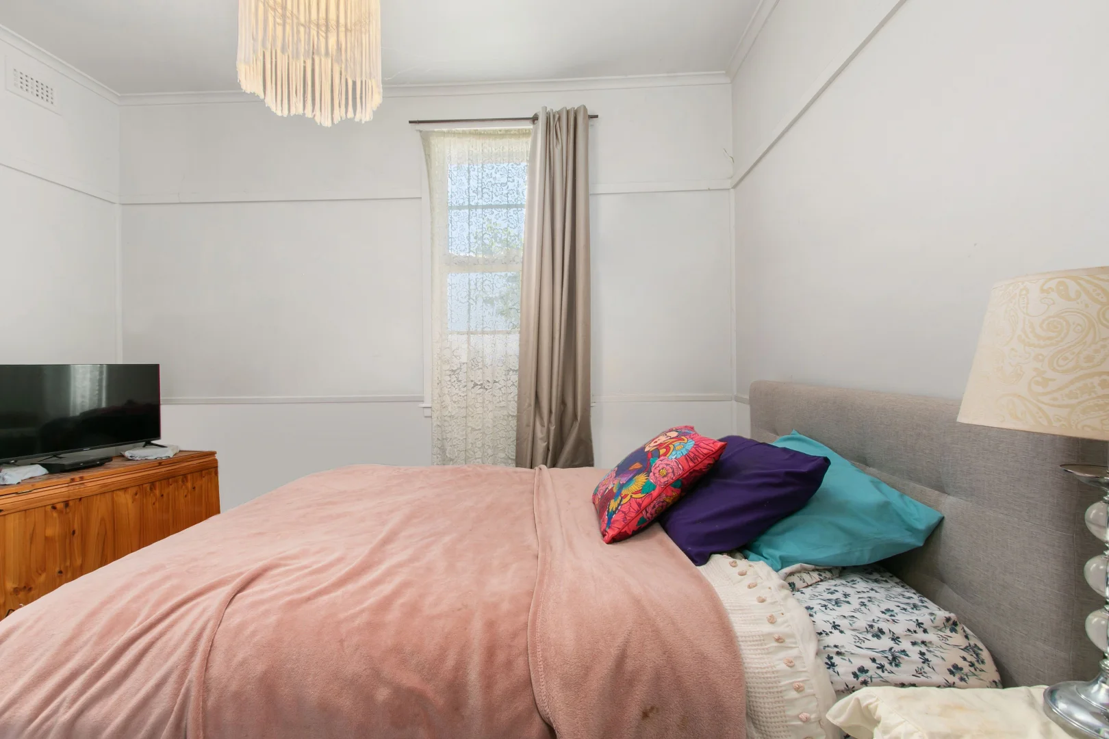 Additional image 7 of Moe VIC 3825