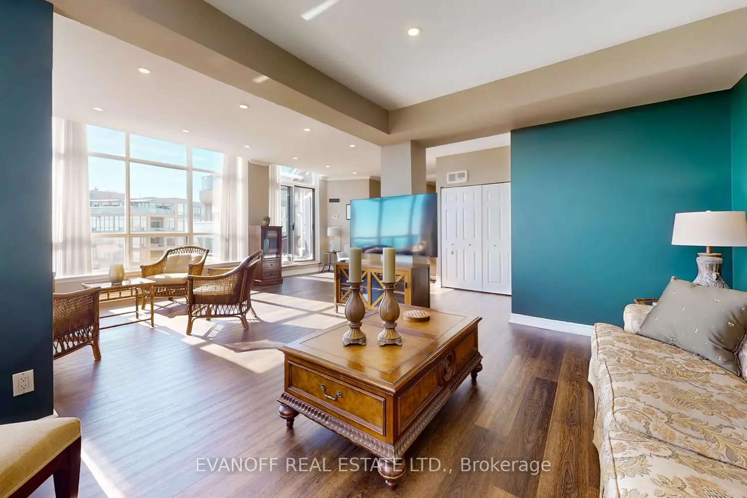 Additional image 2 of 20 Guildwood Parkway Ph 10