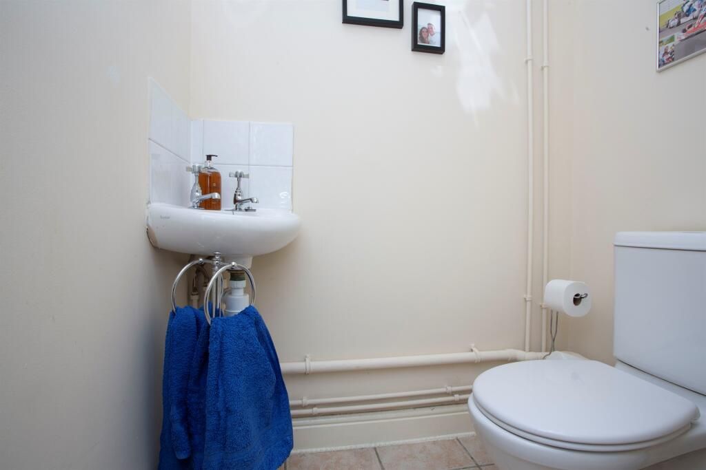 Additional image 8 of 3 bed end terrace house to rentRhiw'r Derwen, Llanharan, Pontyclun CF72