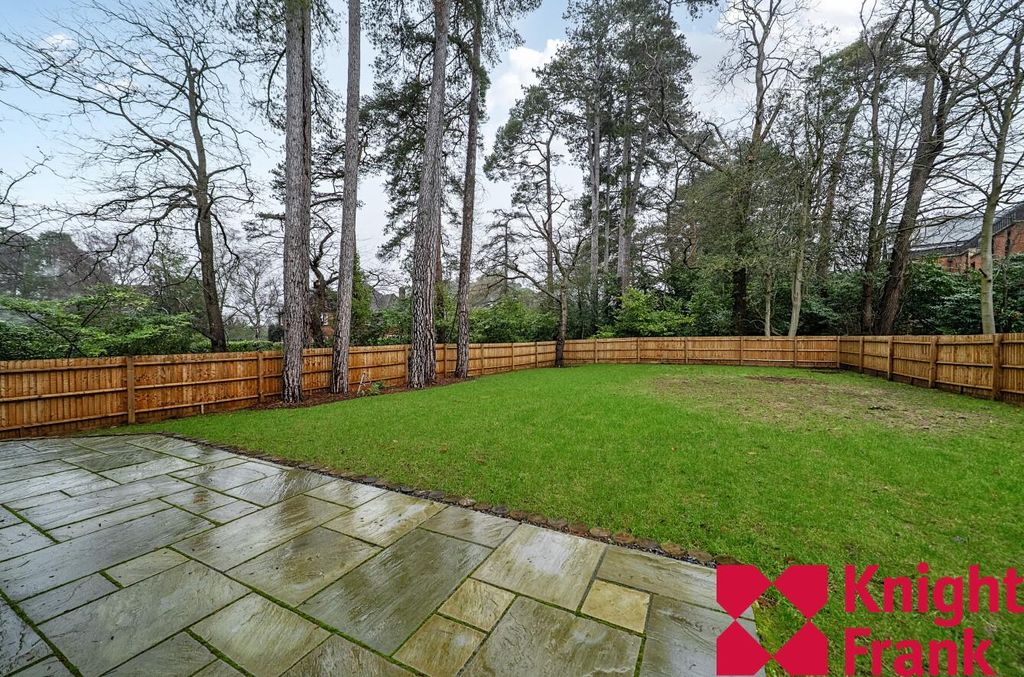 Additional image 9 of 4 bed detached house to rentScholars Row, Ascot SL5