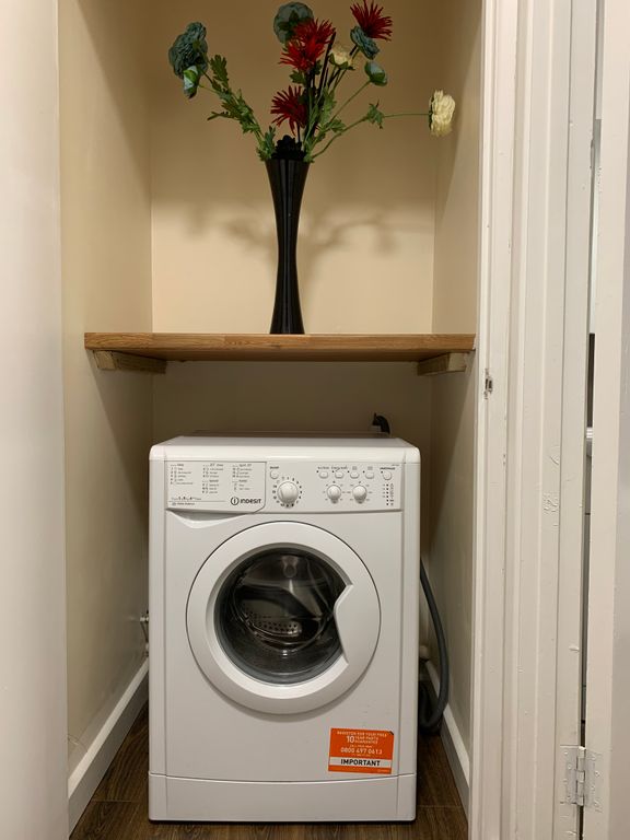 Additional image 4 of 4 bed flat to rentWellington Street, Luton LU1
