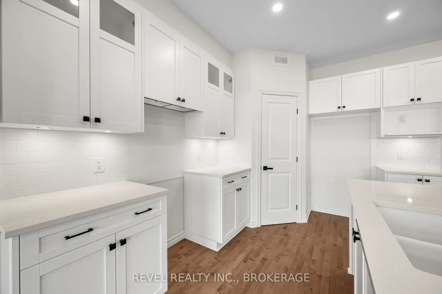 Additional image 4 of 456 Buckthorn Drive