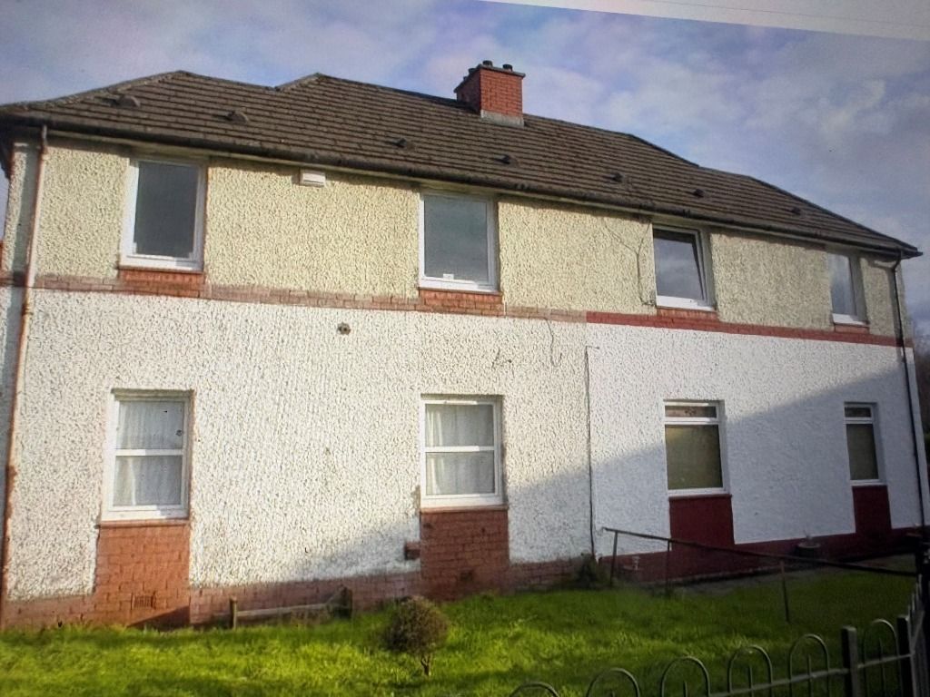 1 bed flat to rentUnion Street Lane, Bonhill, Alexandria, West Dunbartonshire G83