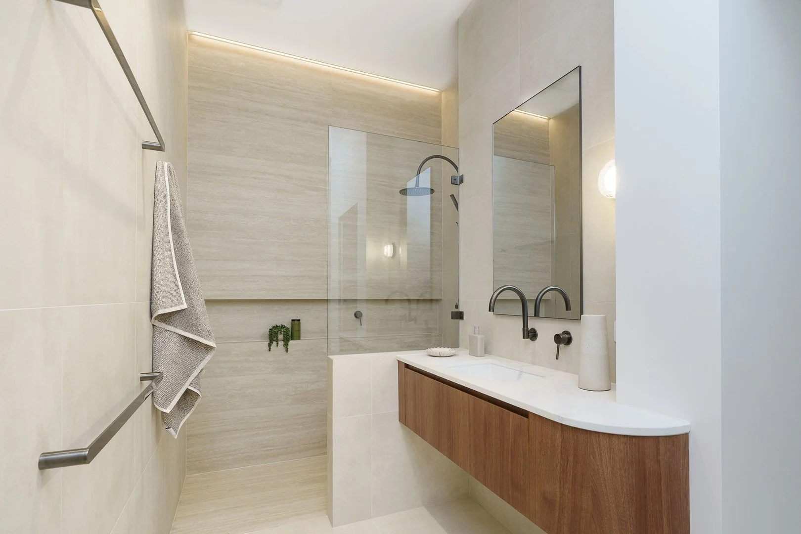 Additional image 16 of 21 Doonkuna Street, Braddon ACT 2612