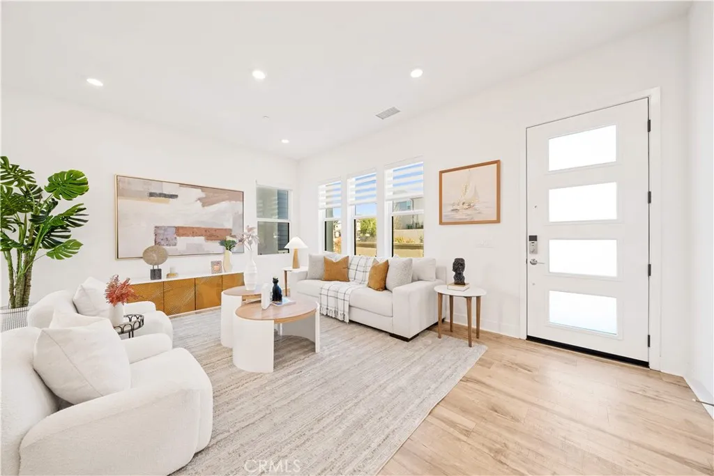 Additional image 78 of 102 Yugen, Irvine, CA 92618