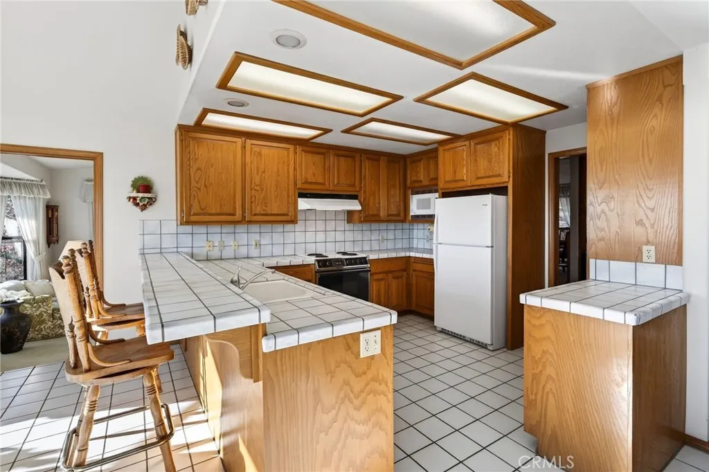 Additional image 75 of 2495 Eastlake Drive, Kelseyville, CA 95451