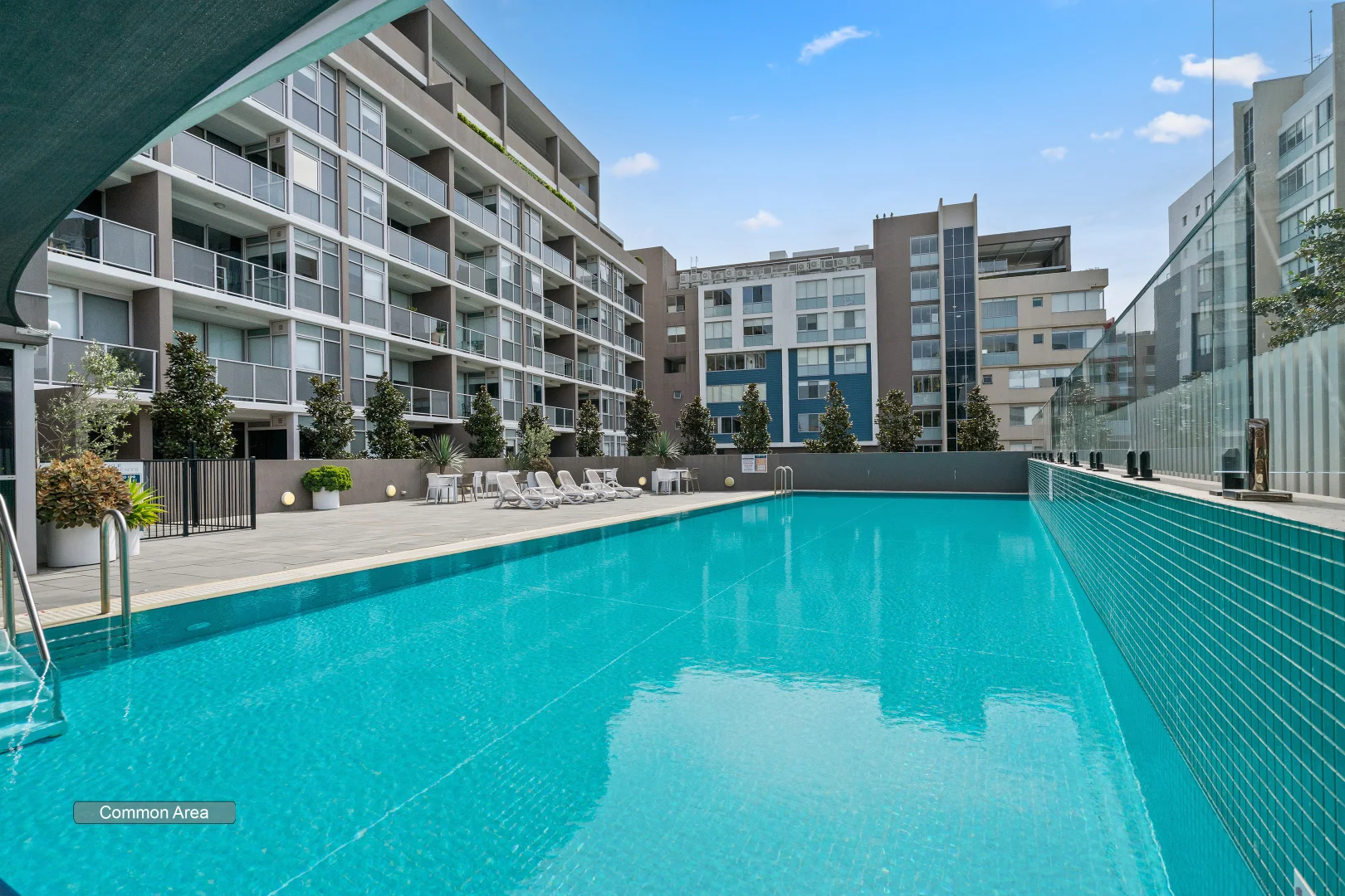 207/14 Honeysuckle Drive, Newcastle NSW 2300