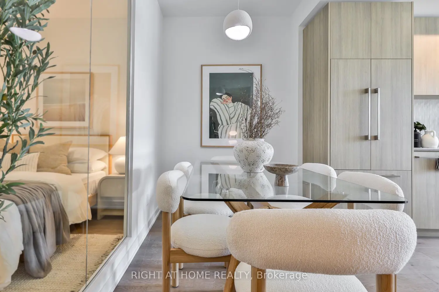 Additional image 11 of 1161 Kingston Road 201