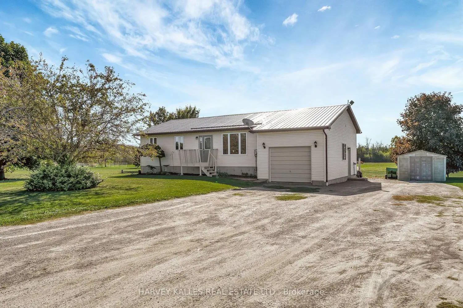 198 Welbanks Road photo 3