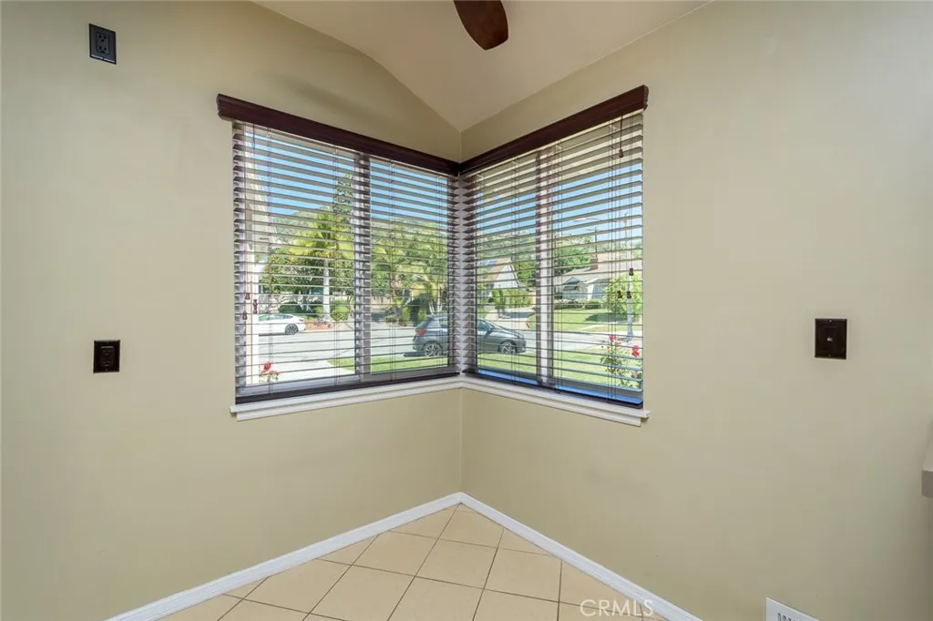 Additional image 24 of 306 Parkwood Drive, Glendale, CA 91202