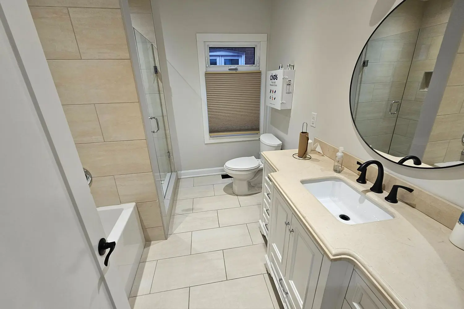 Additional image 8 of 647 Logan Avenue