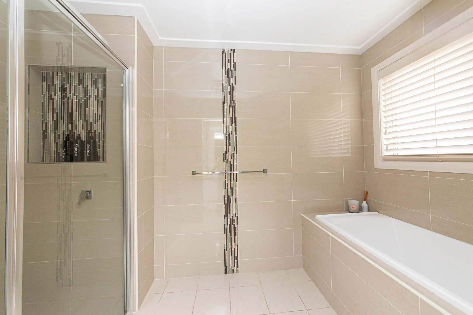 Additional image 20 of 13 Southlakes Parade, Dubbo NSW 2830