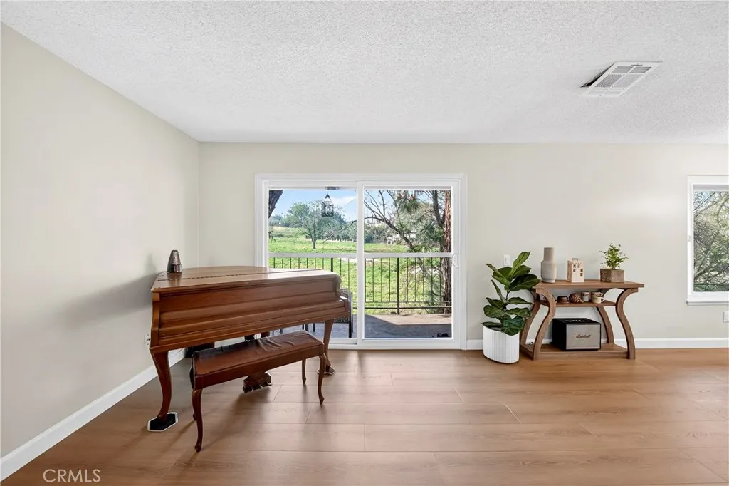 Additional image 37 of 1525 Walnut Leaf Dr Unit 211, Walnut, CA 91789