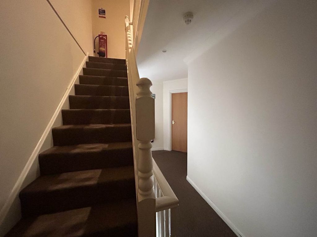 Additional image 15 of 5 bed town house to rentBrook Gardens, Dundee DD1