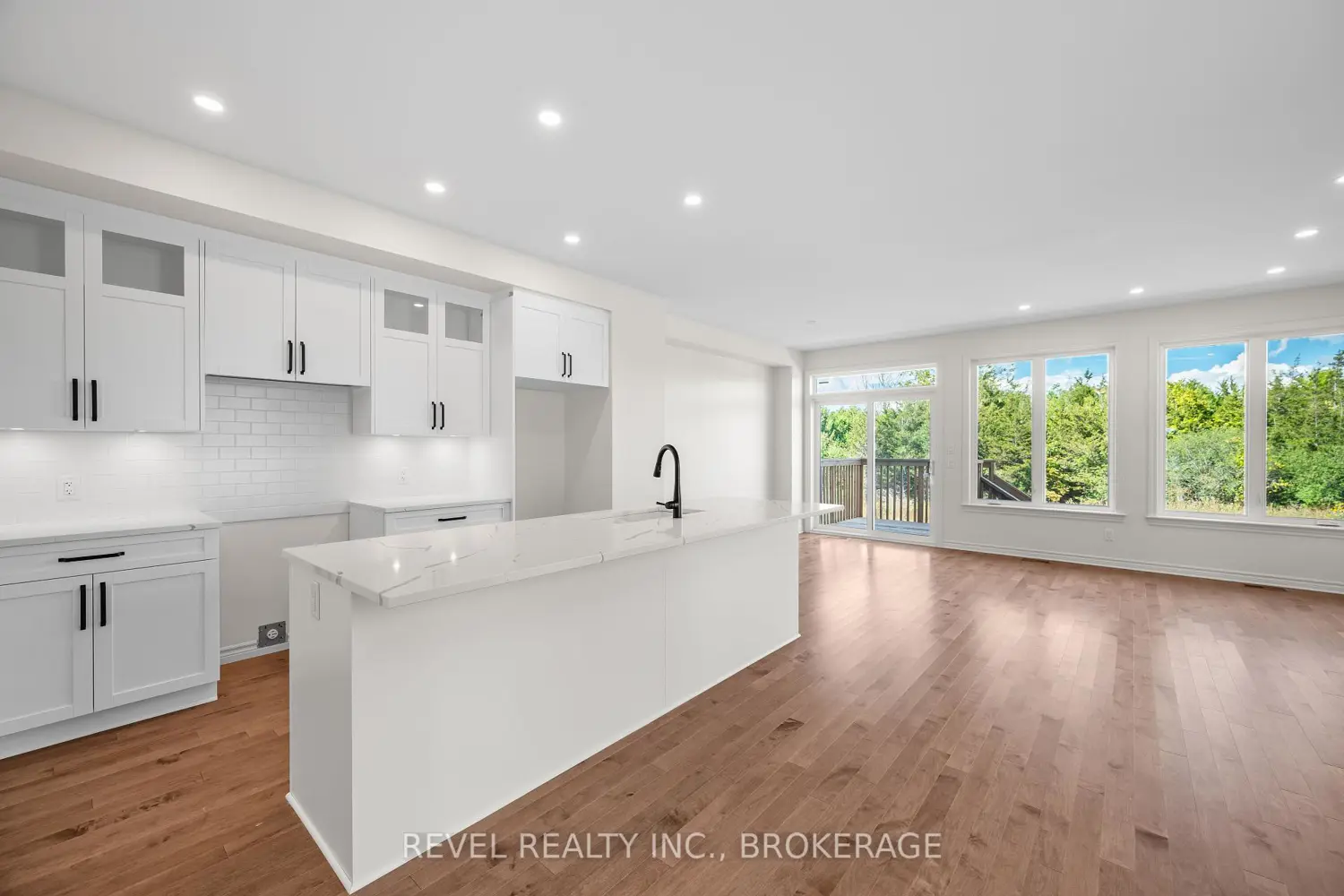 Additional image 3 of 440 Buckthorn Drive