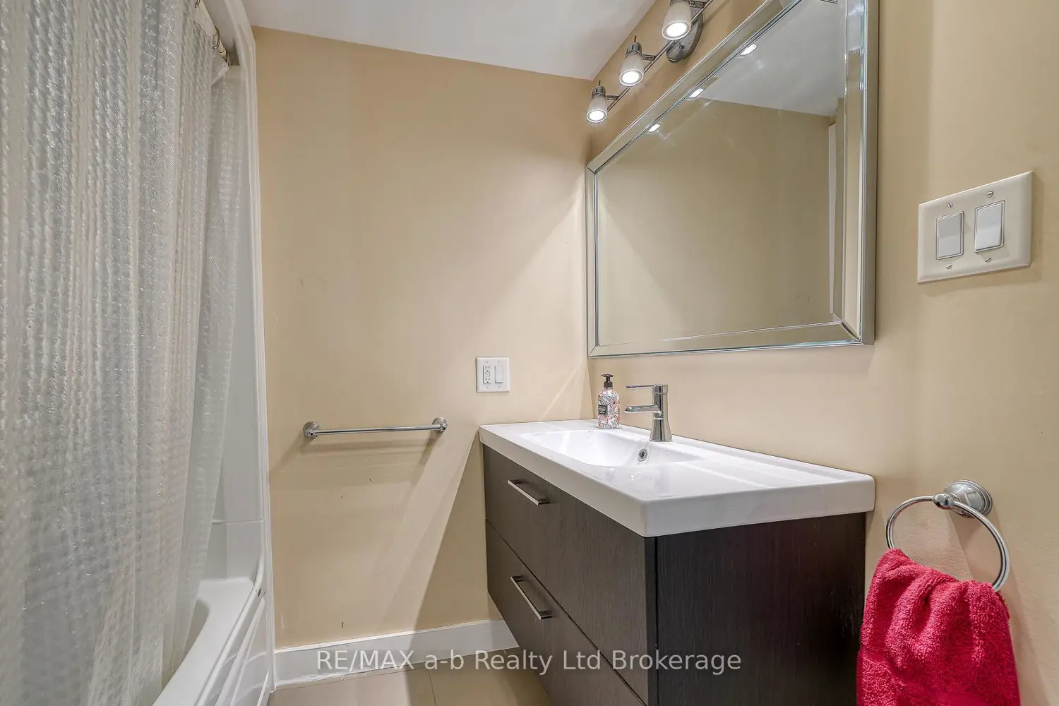 Additional image 12 of 27 Sovereign Street