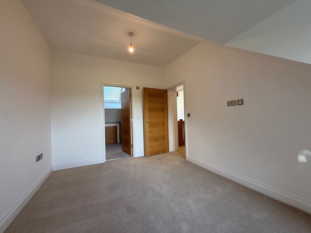 Additional image 26 of 5 bed detached house to rentOld Rydon Lane, Exeter EX2