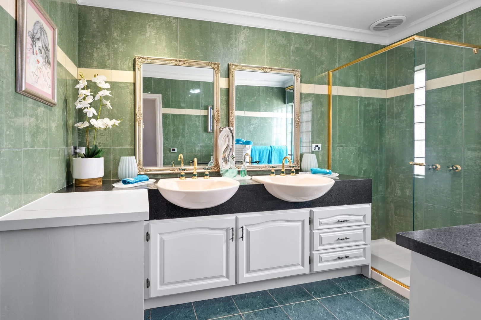 Additional image 43 of 39 Abbington Crescent, Caroline Springs VIC 3023