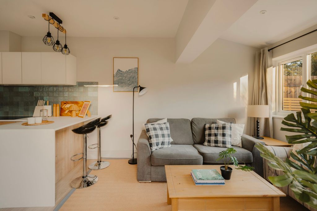 Additional image 18 of 5 bed detached house to rentNevil Road, Bristol BS7