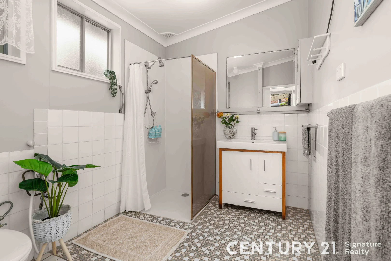 Additional image 16 of 101-103 Greenwell Point Road, Greenwell Point NSW 2540