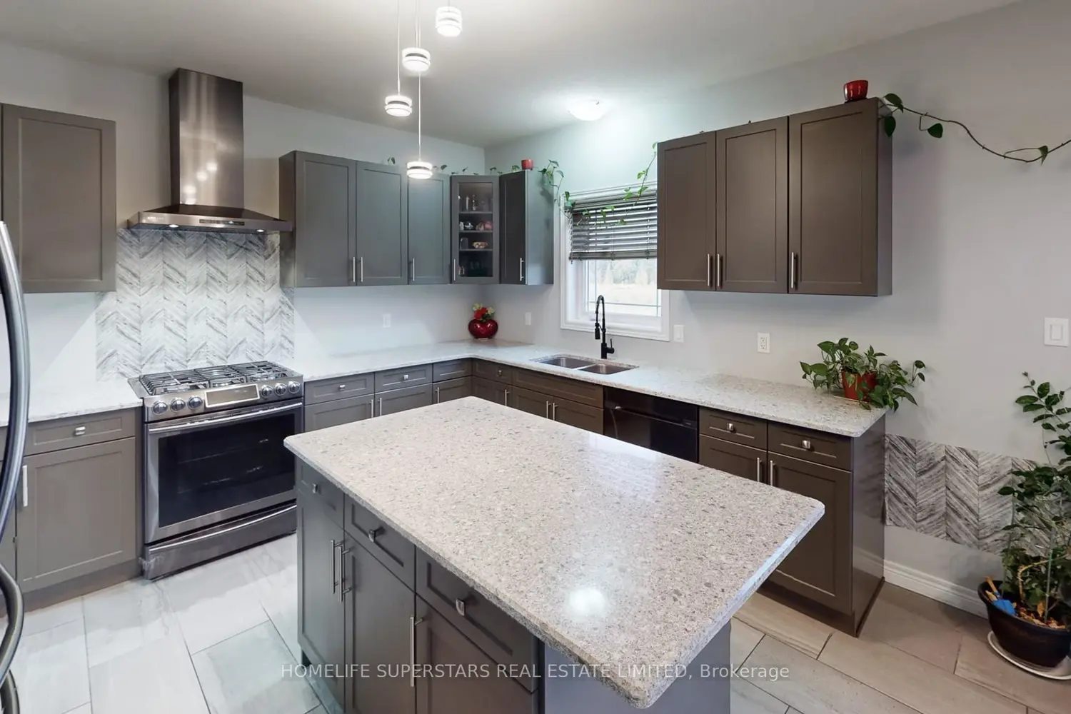 Additional image 19 of 341 Rivertrail Avenue