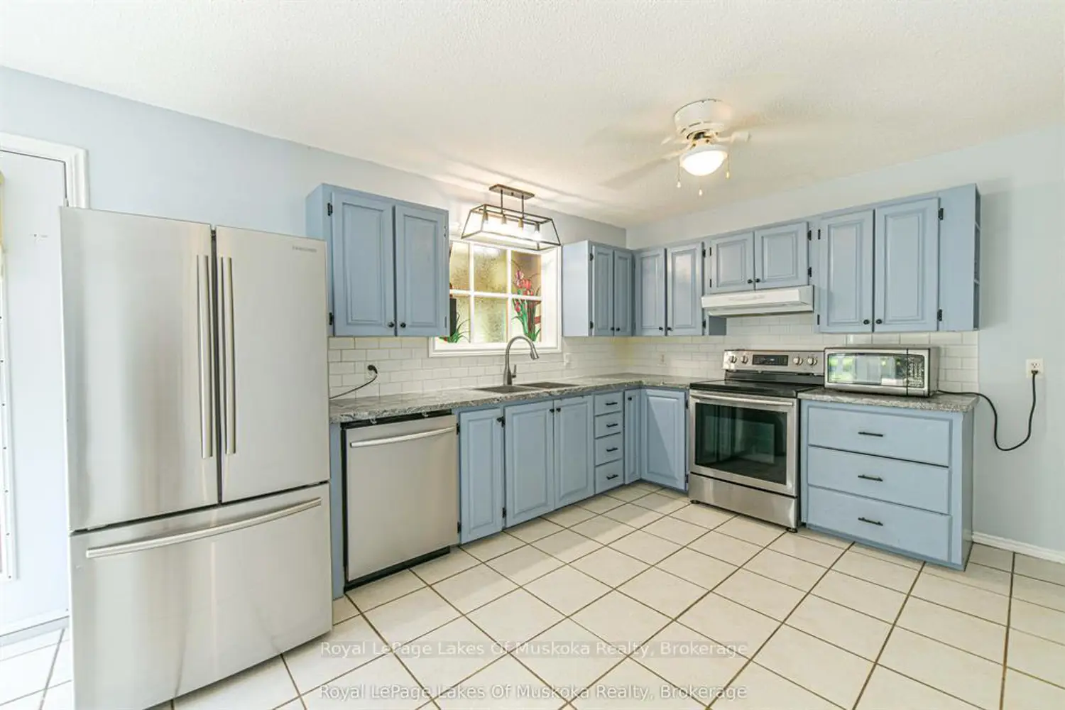 Additional image 18 of 115 Douglas Street