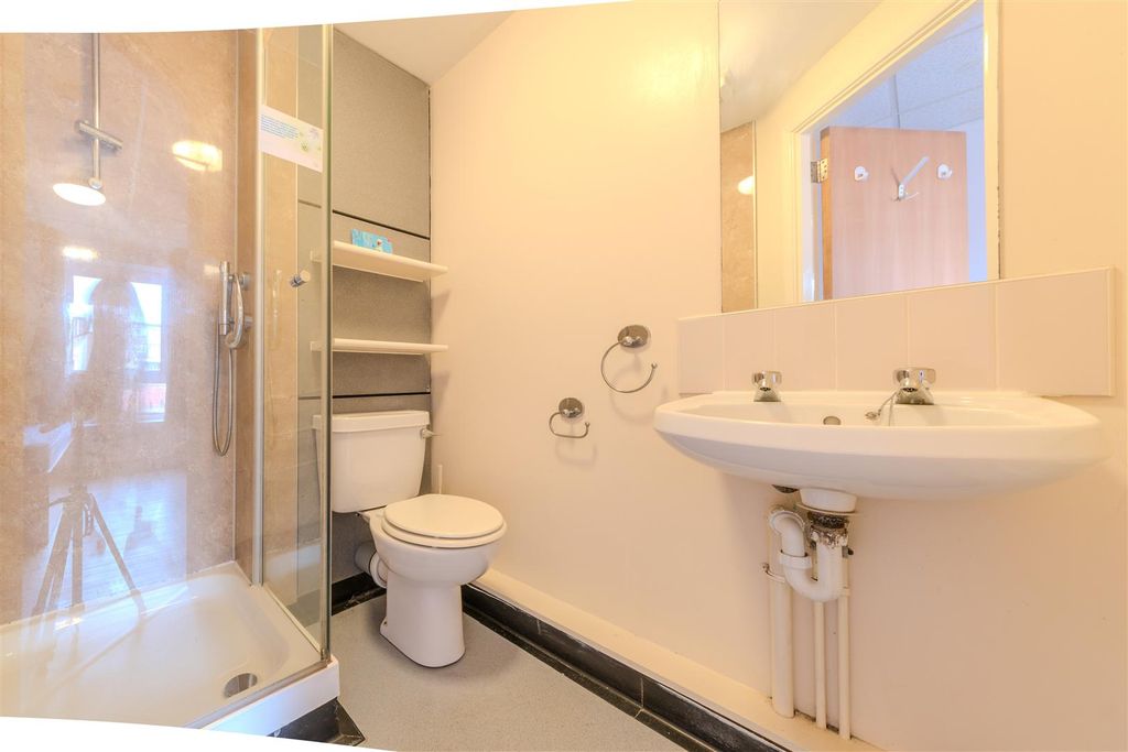Additional image 15 of 7 bed property to rentRanelagh Terrace, Leamington Spa CV31