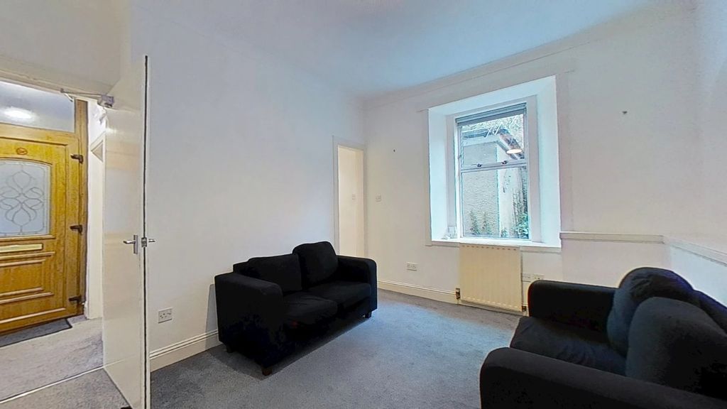 Additional image 2 of 3 bed flat to rentQueen Street, Stirling, Stirlingshire FK8