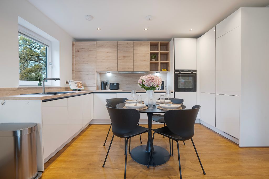 Additional image 2 of 2 bed flat to rentMay Baird Gardens South, Aberdeen AB25