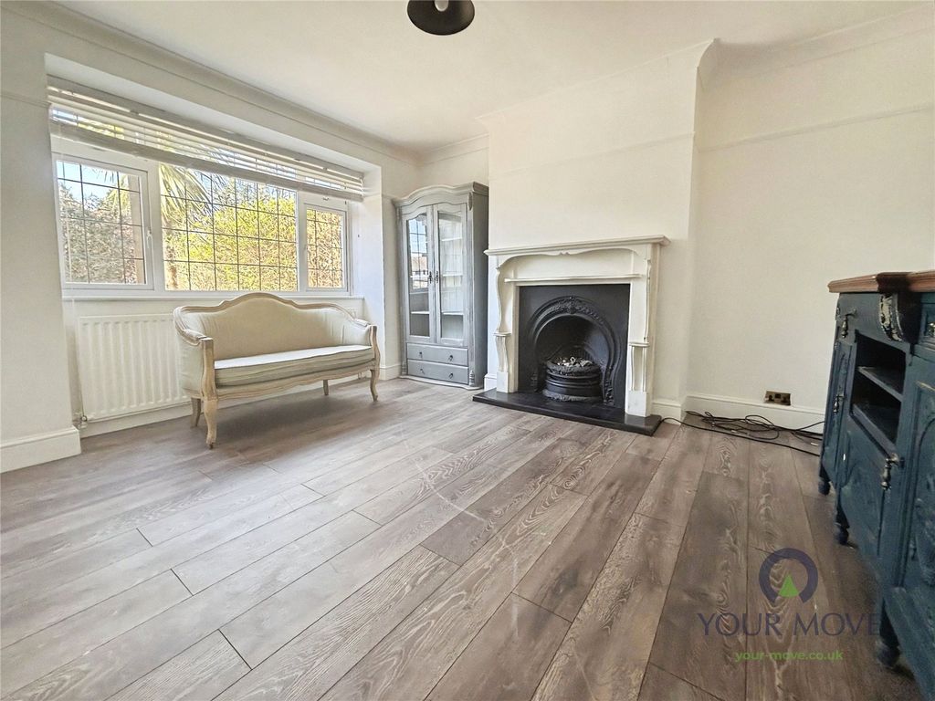 Additional image 6 of 5 bed semi-detached house to rentBirmingham Road, Lickey End, Bromsgrove, Worcestershire B61