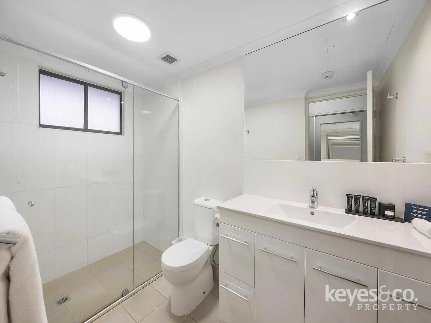 Additional image 8 of 2/30-34 Palmer Street, South Townsville QLD 4810