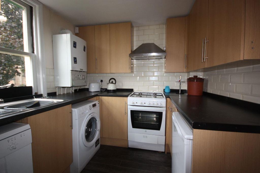 Additional image 3 of 6 bed flat to rentBellmans Yard, High Street, Newport TF10