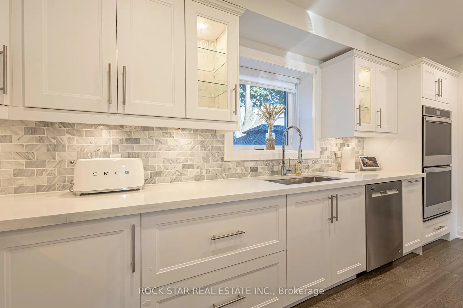 Additional image 2 of 2055 Courtland Crescent