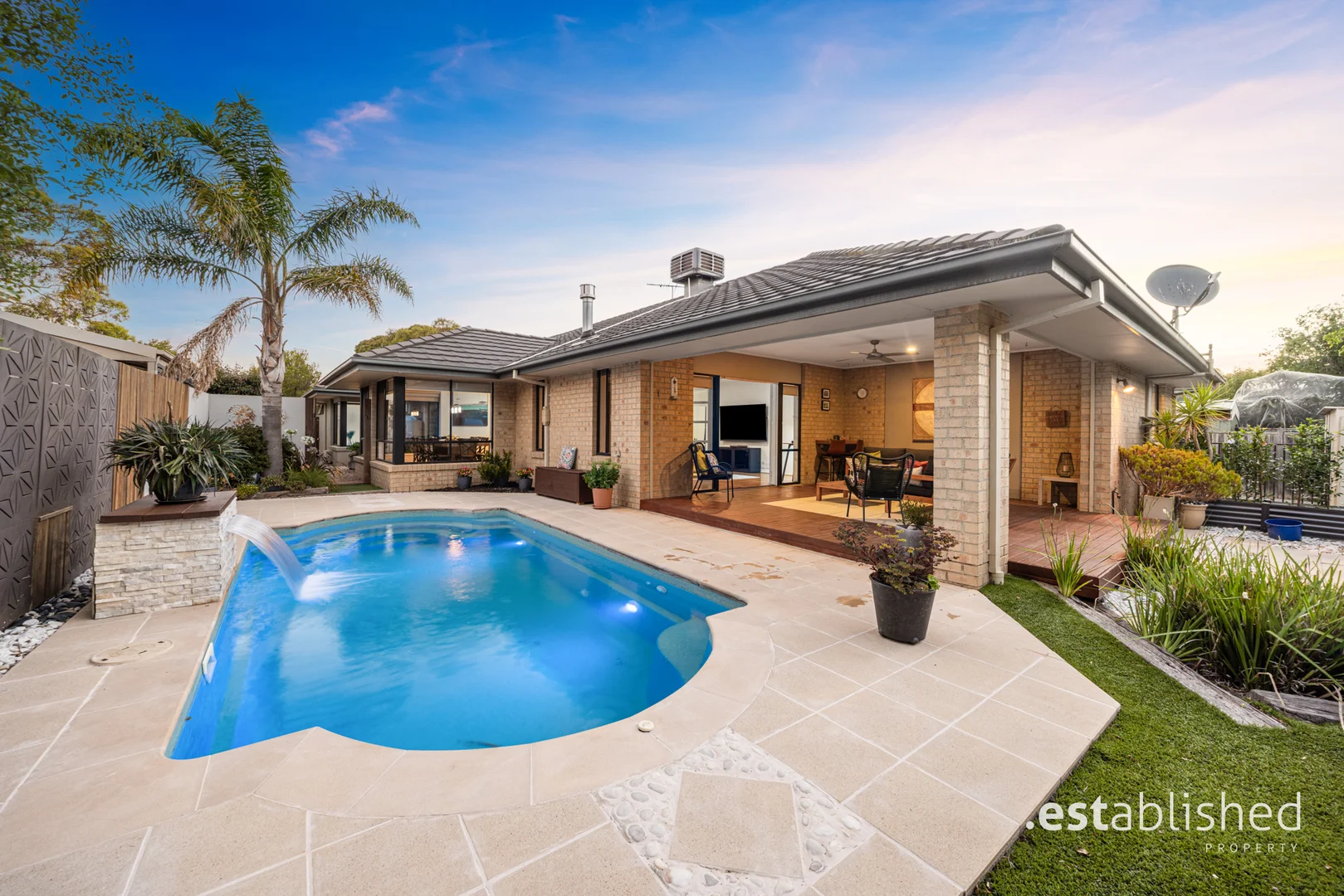 Additional image 2 of 15 Morning Close, Sanctuary Lakes VIC 3030