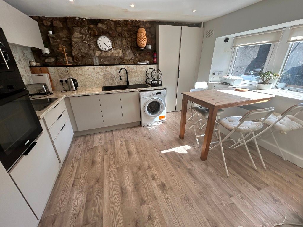 Additional image 6 of 3 bed flat to rentBaker Street, Stirling Town, Stirling FK8