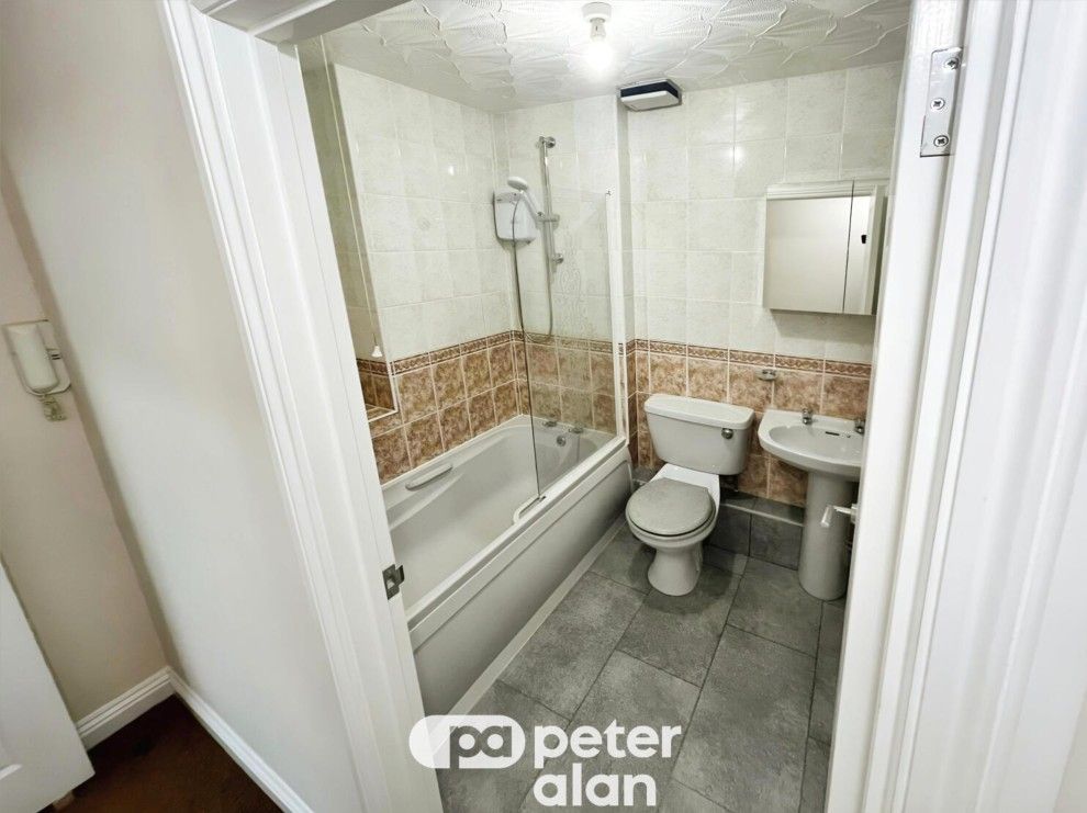 Additional image 4 of 1 bed flat to rentGwern Avenue, Caerphilly CF83