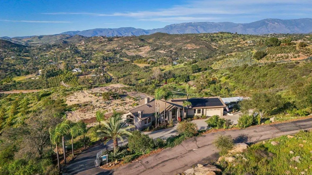 Additional image 77 of 13005 Via Suena, Valley Center, CA 92082