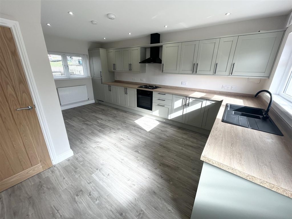 Additional image 6 of 3 bed terraced house to rentTwyn Place, Abercarn, Newport NP11