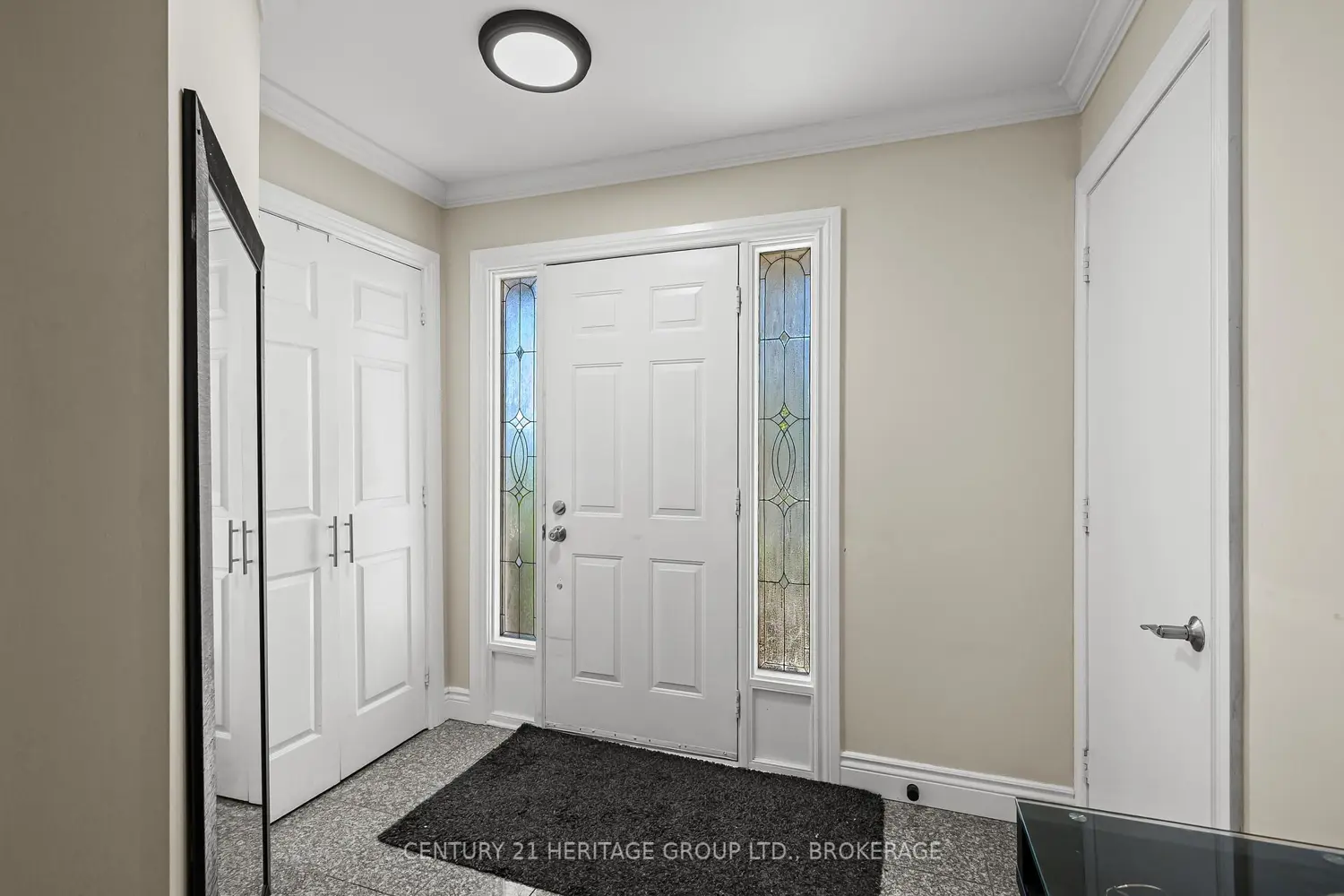 Additional image 9 of 1098 King Street 29