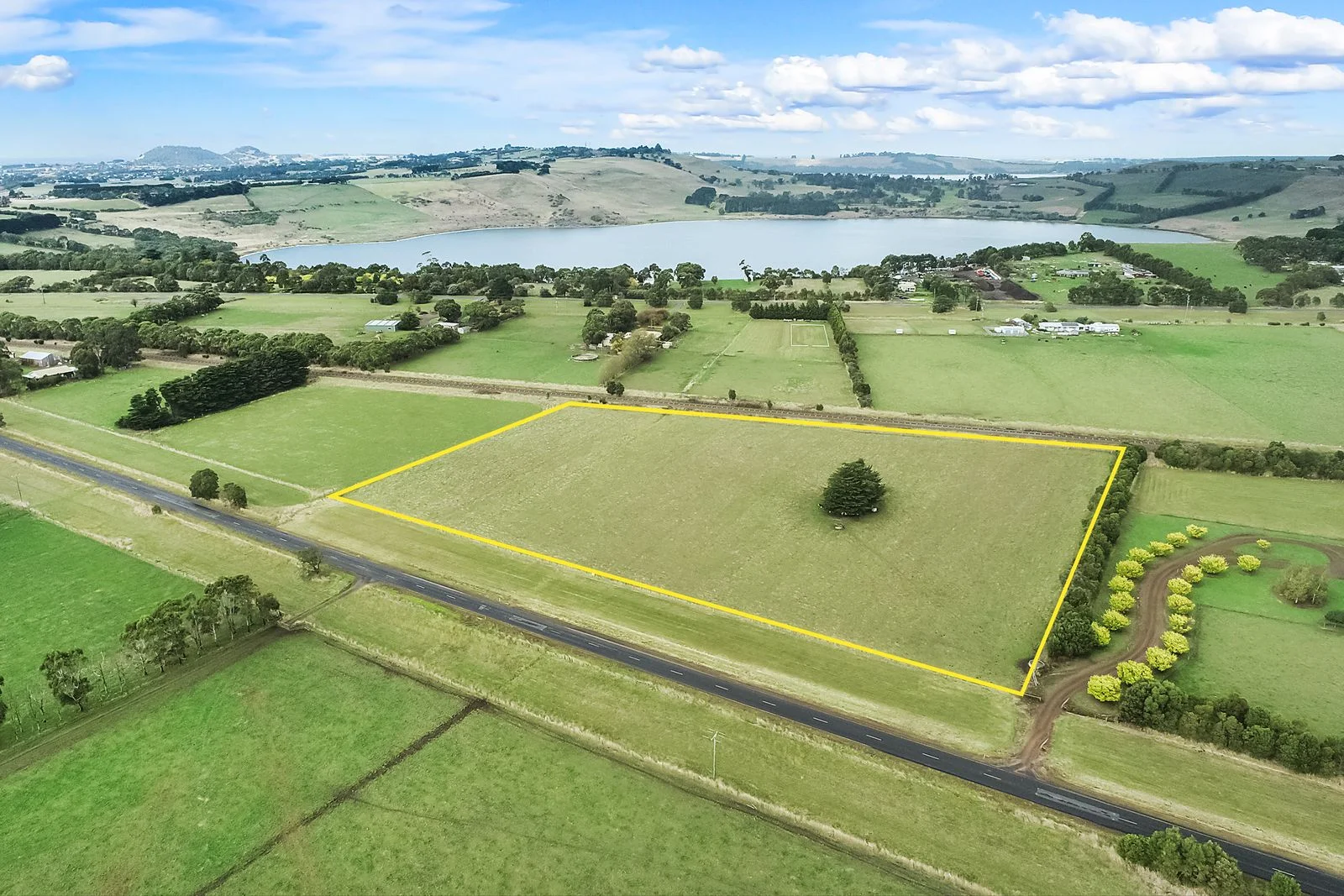 Additional image 2 of 115 Castle Carey Road, Camperdown VIC 3260