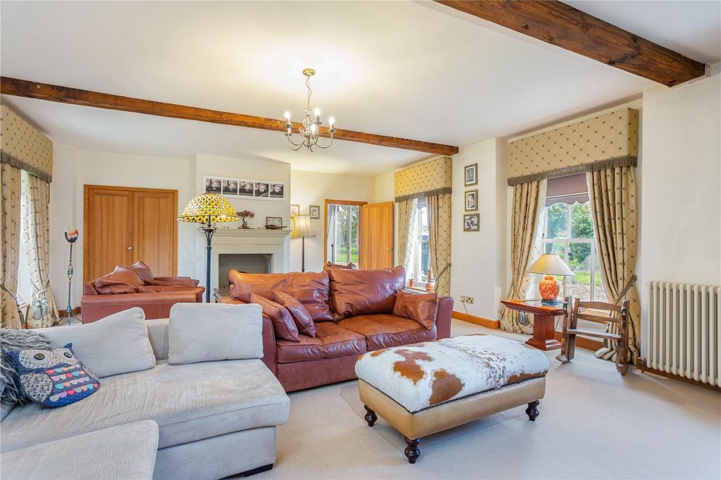 Additional image 3 of 5 bed detached house to rentBath Road, Speen, Newbury, Berkshire RG14