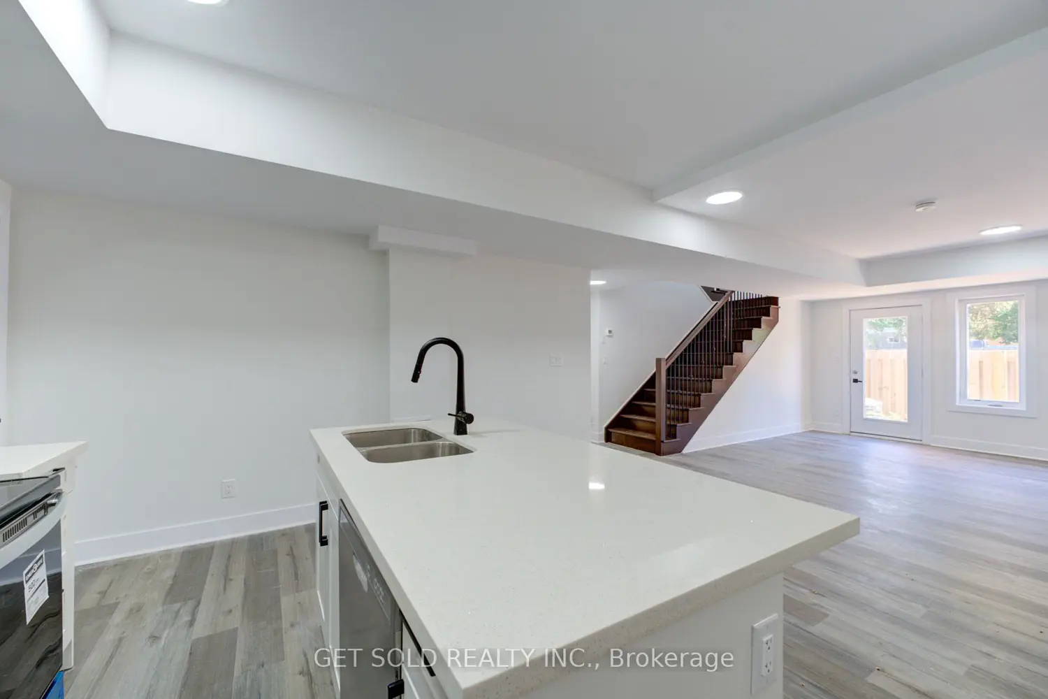 Additional image 12 of 6701 Thorold Stone Road 7