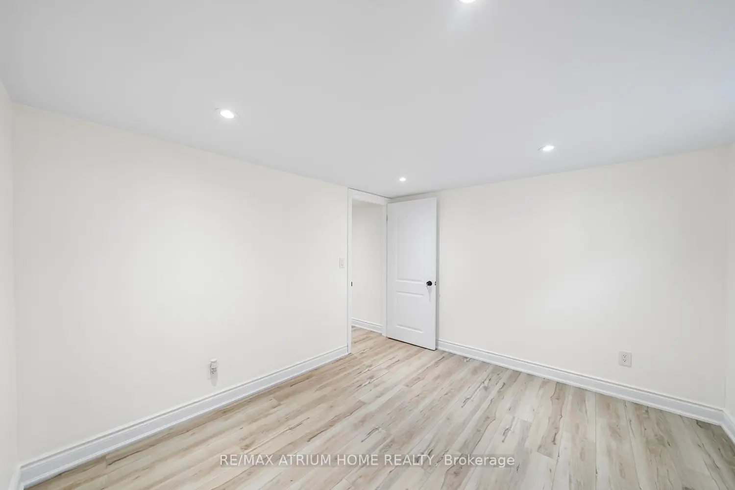 Additional image 10 of 132 Homewood Avenue