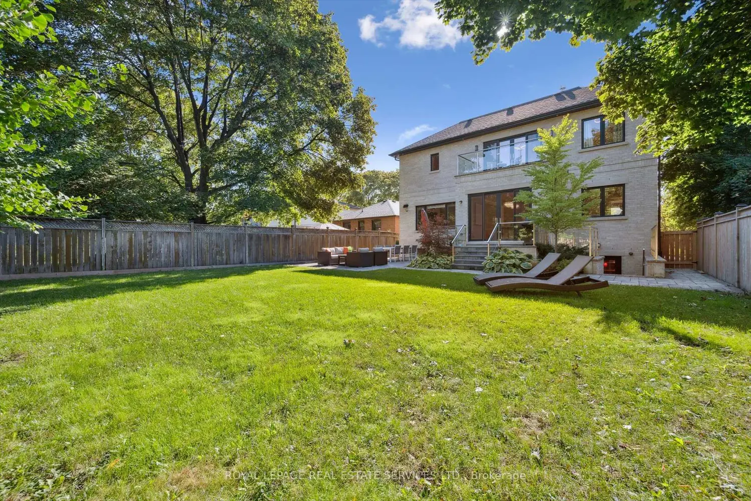 Additional image 16 of 14 Westglen Crescent