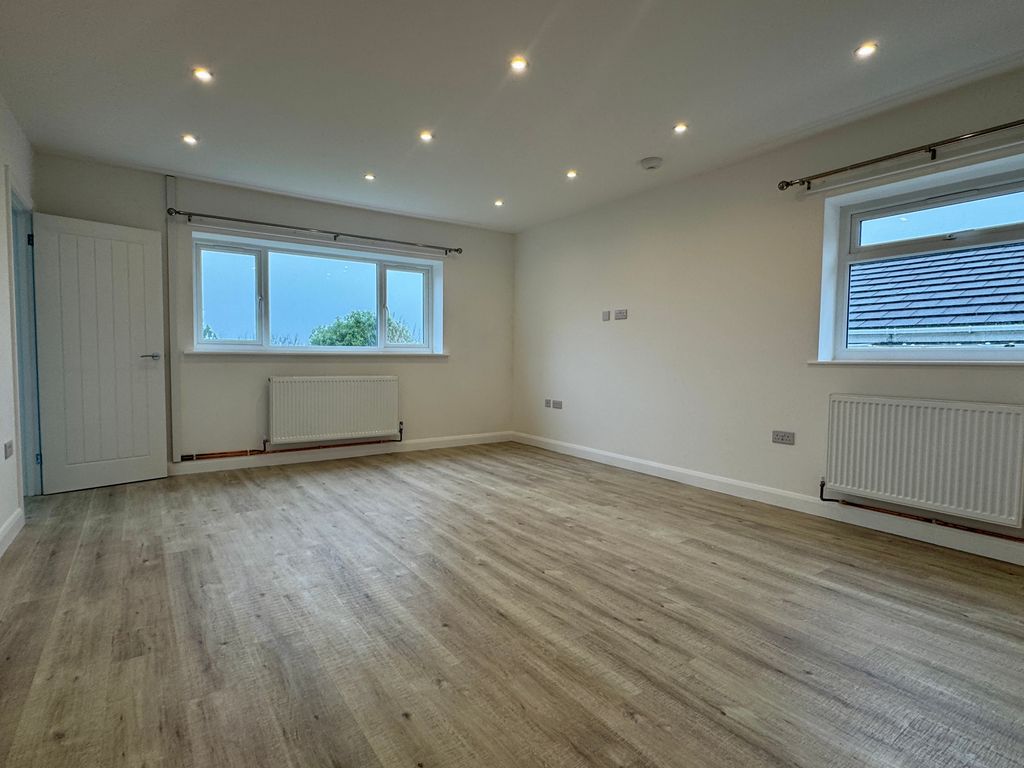 Additional image 5 of 3 bed bungalow to rentMaes Dolau, Carmarthen SA32