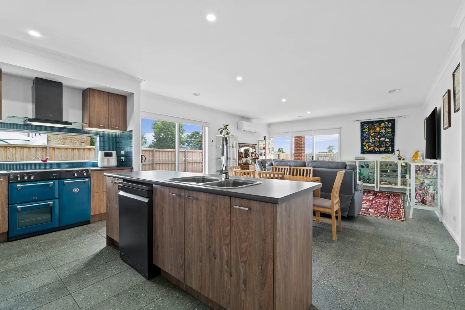 Additional image 8 of 27 Lyons Street, Rosedale VIC 3847