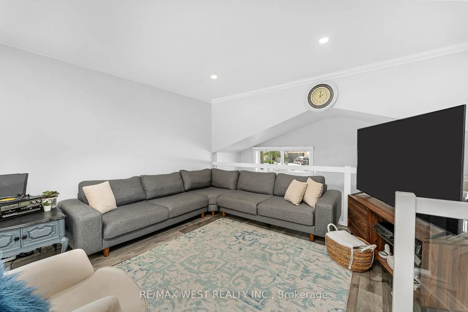 Additional image 7 of 3462 Treeline Court